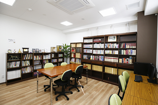 Kobe International Language School